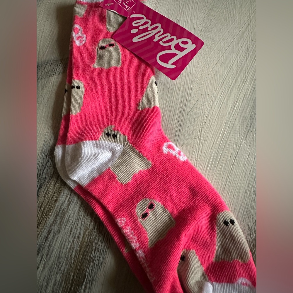 Barbie women’s pink ghost crew socks new pink women’s socks - Picture 2 of 4